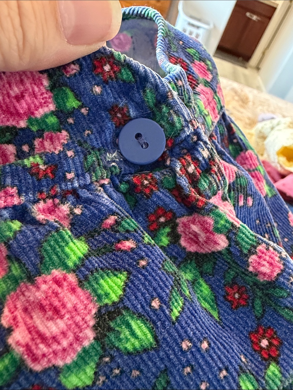90’s Vintage OshKosh B'gosh Blue Floral Girls Overalls - Picture 6 of 7